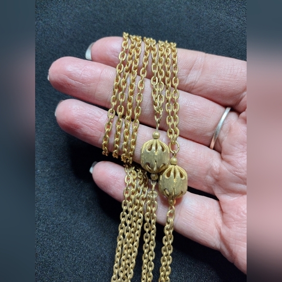 Gold Chain Necklace with Beaded Accents - Picture 7 of 9